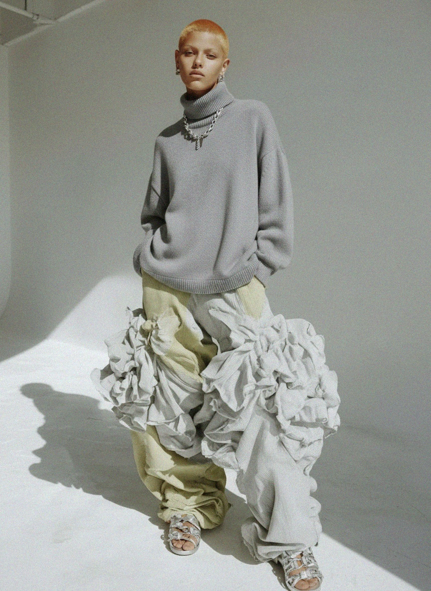 Cozy Oversized Grey Turtleneck Sweater photo 3