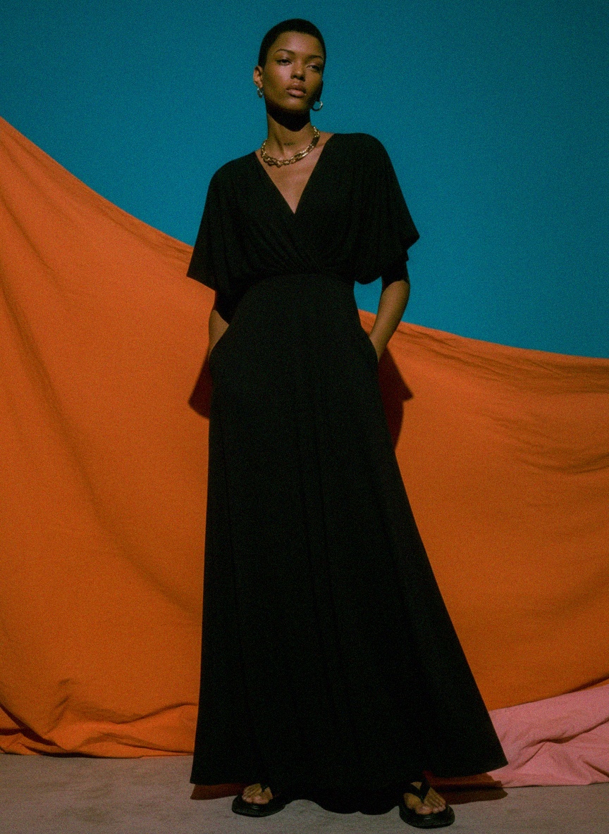 Elegant Black Maxi Dress with Draped Sleeves photo 2