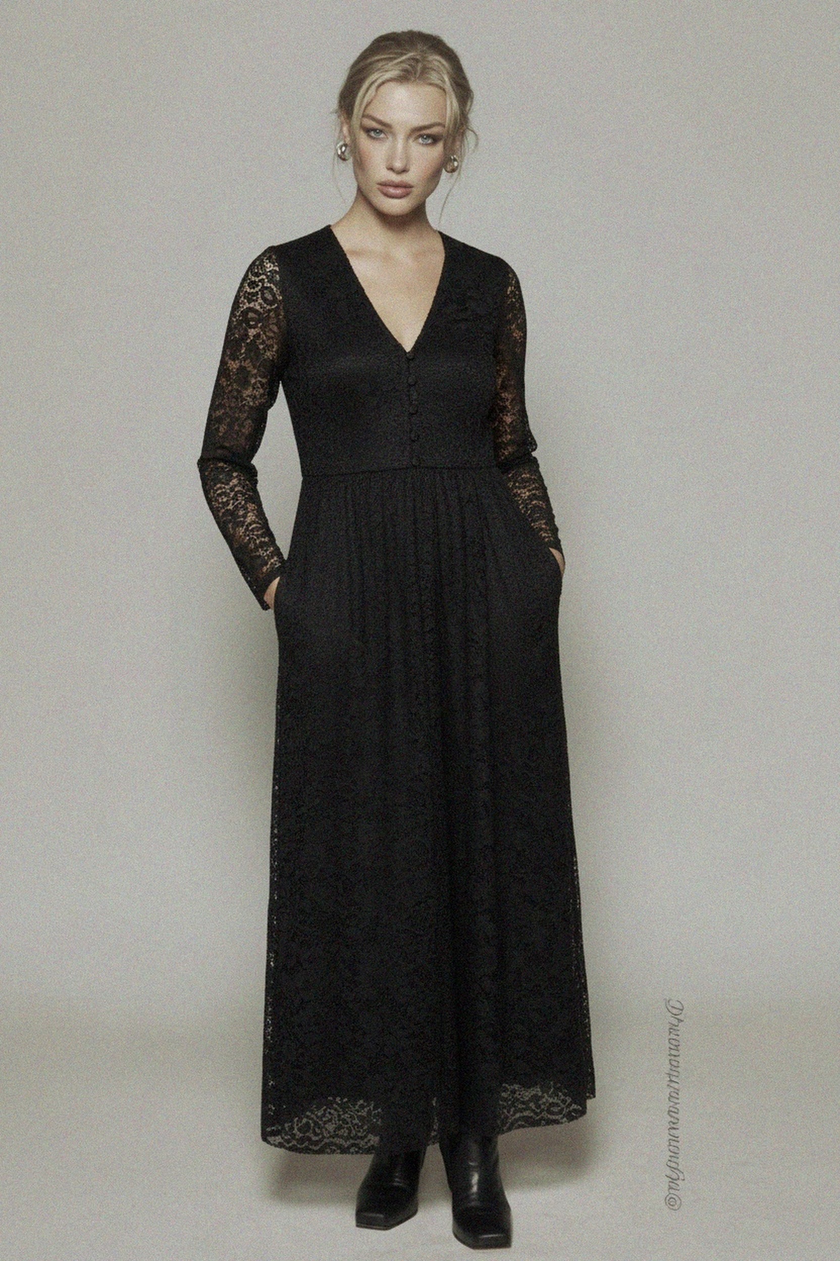 Elegant Black Lace Maxi Dress photo 2