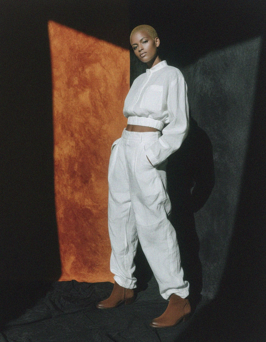 Classic Brown Suede Ankle Boot with Back Zipper photo 3