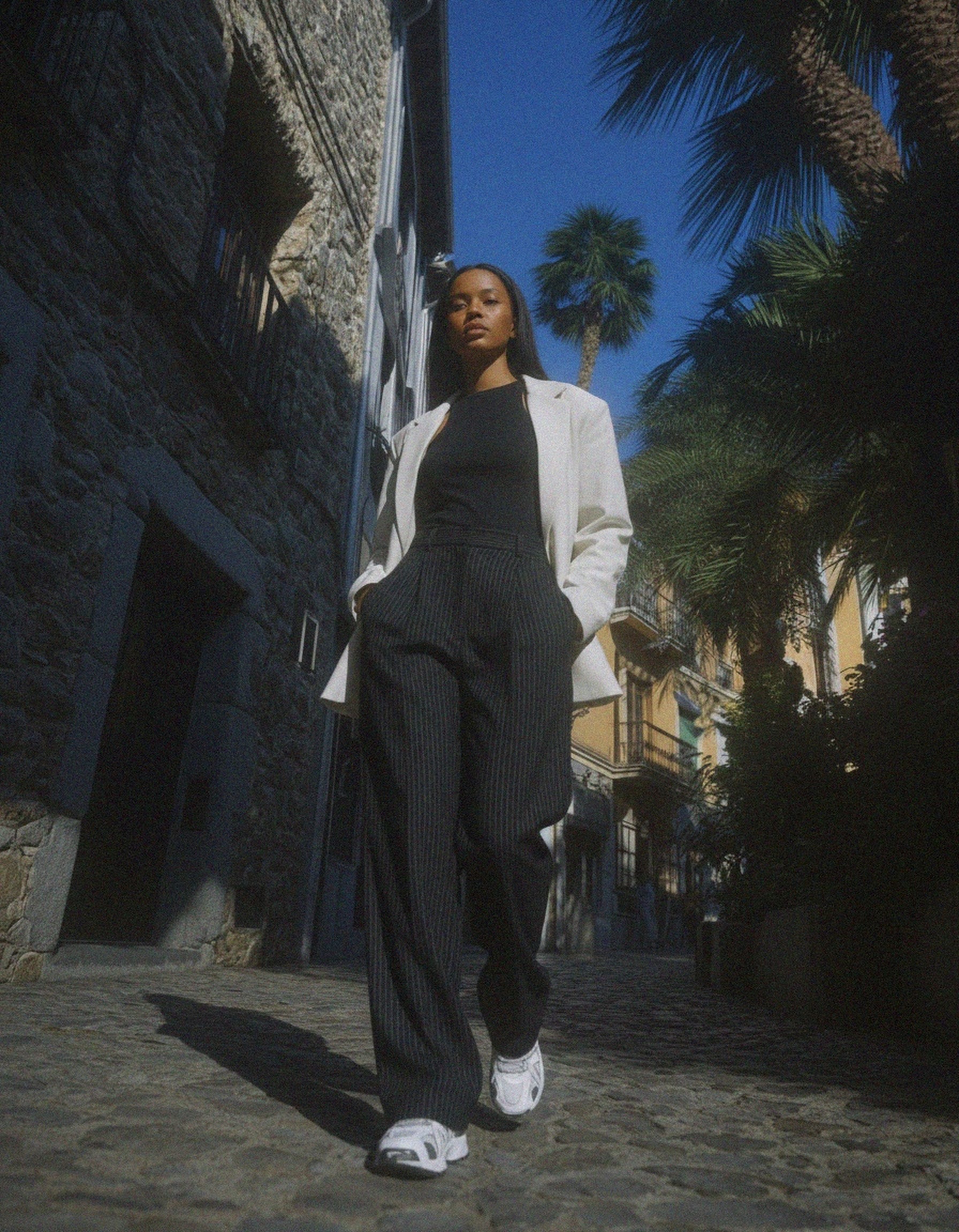 Oversized Pinstripe Wide-Leg Long Pants photo 2