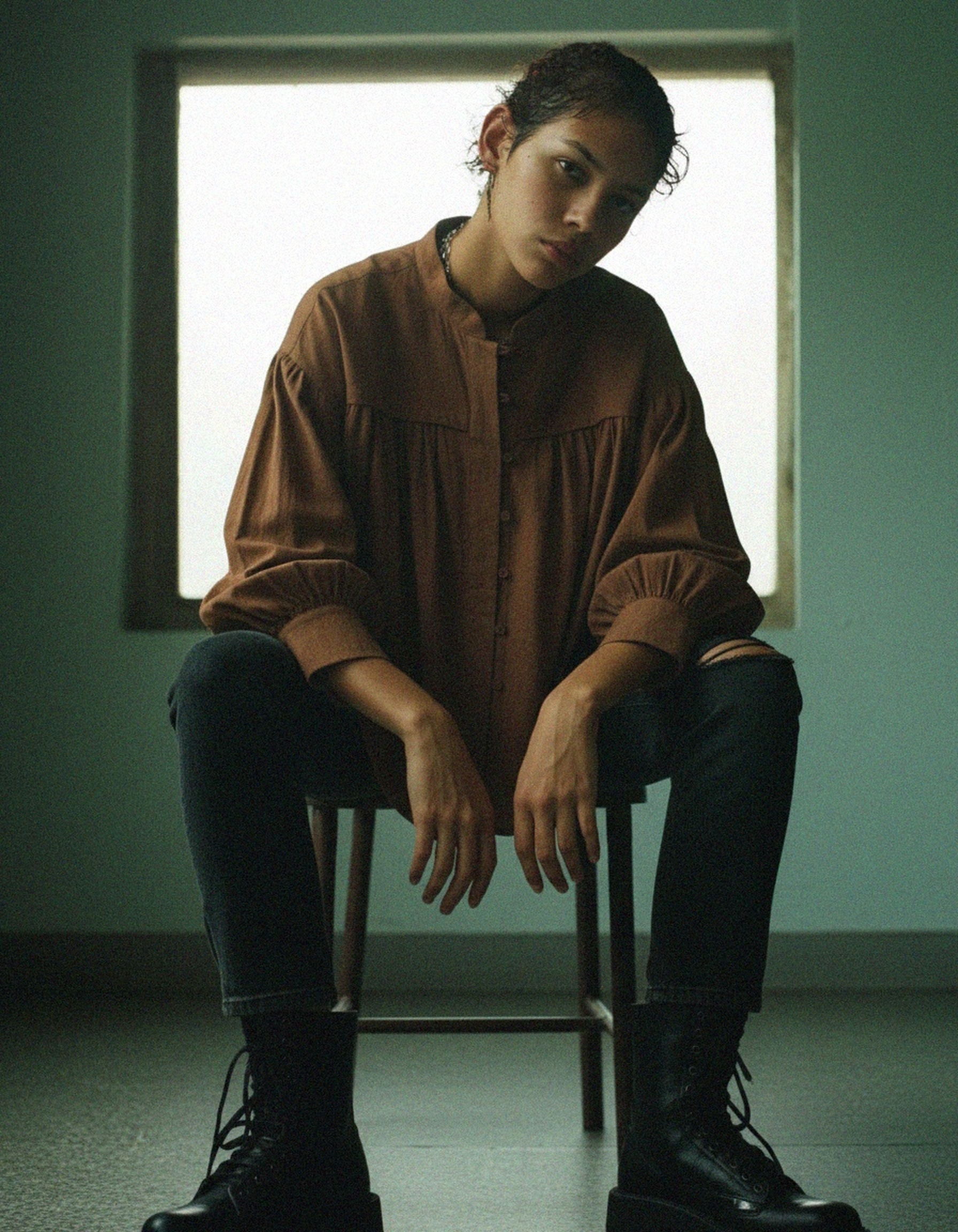 Brown Relaxed Fit Gathered Blouse photo 2