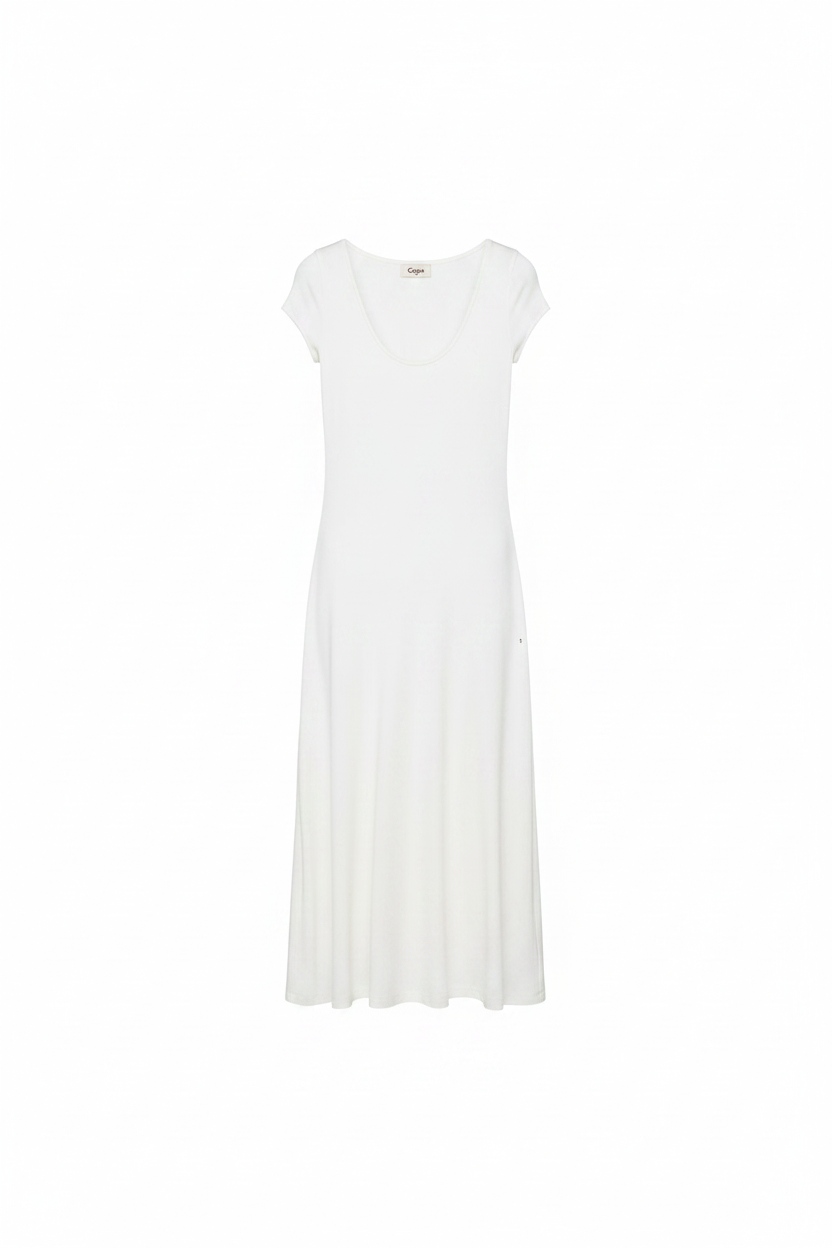 Effortless White Midi Dress with Scoop Neck photo 1