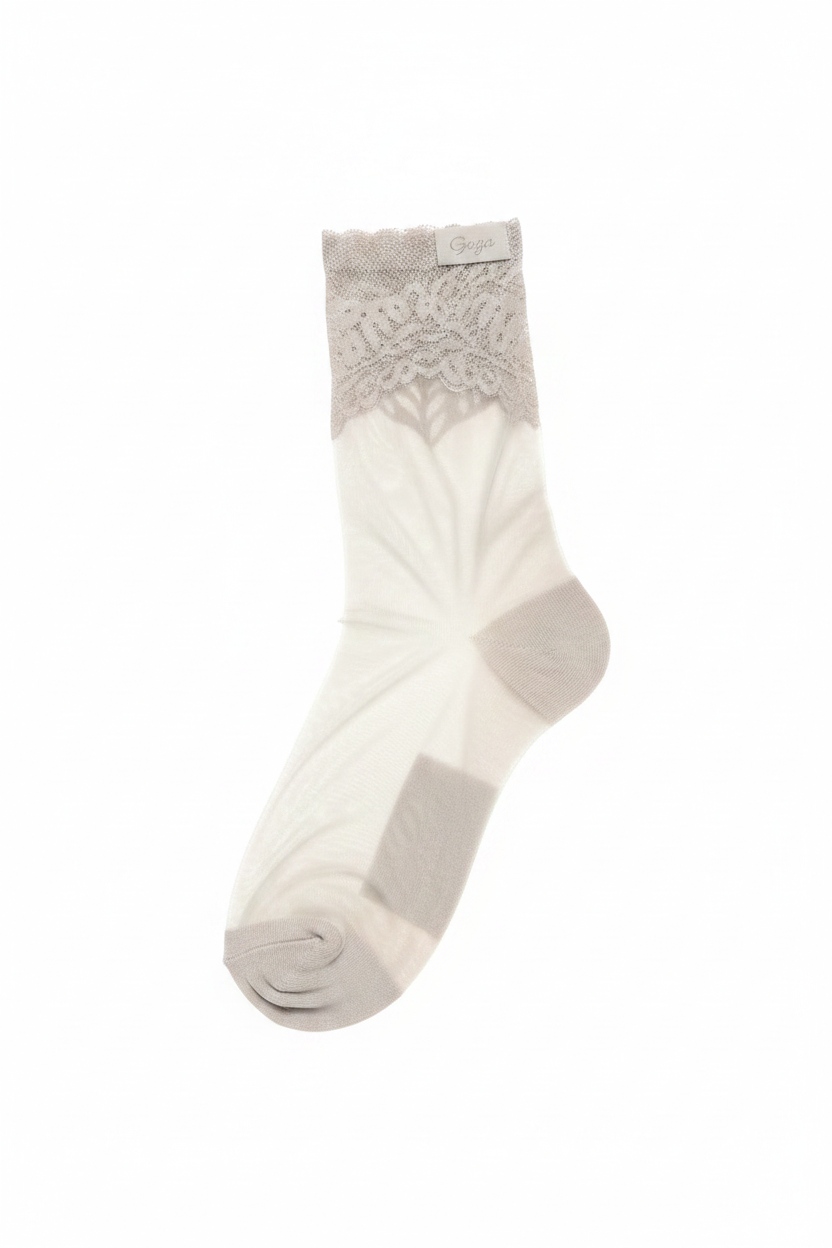 Sheer Ankle Socks with Delicate Lace Trim photo 1