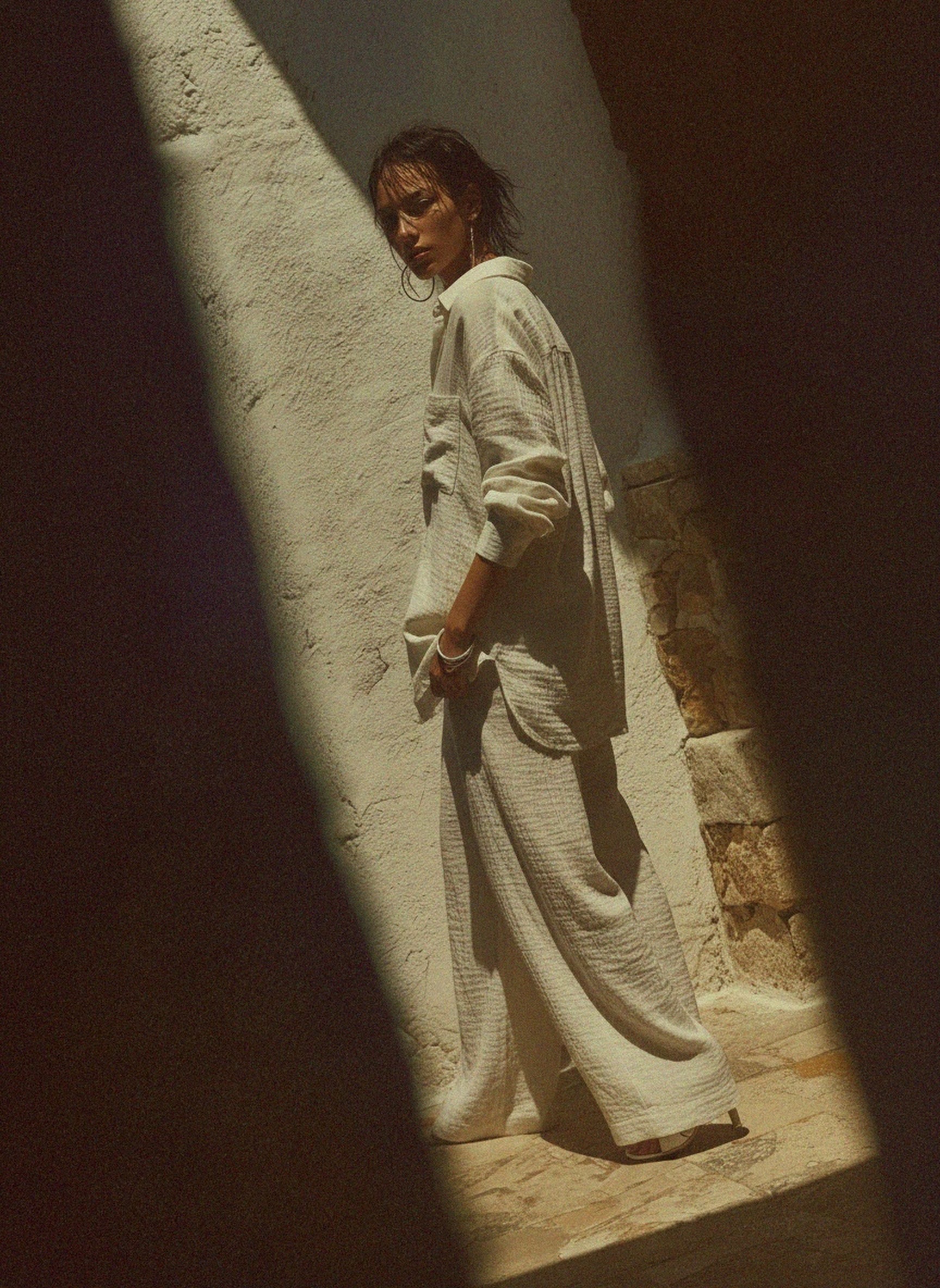 Chic Relaxed Fit Two-Piece Shirt and Pant Set photo 2