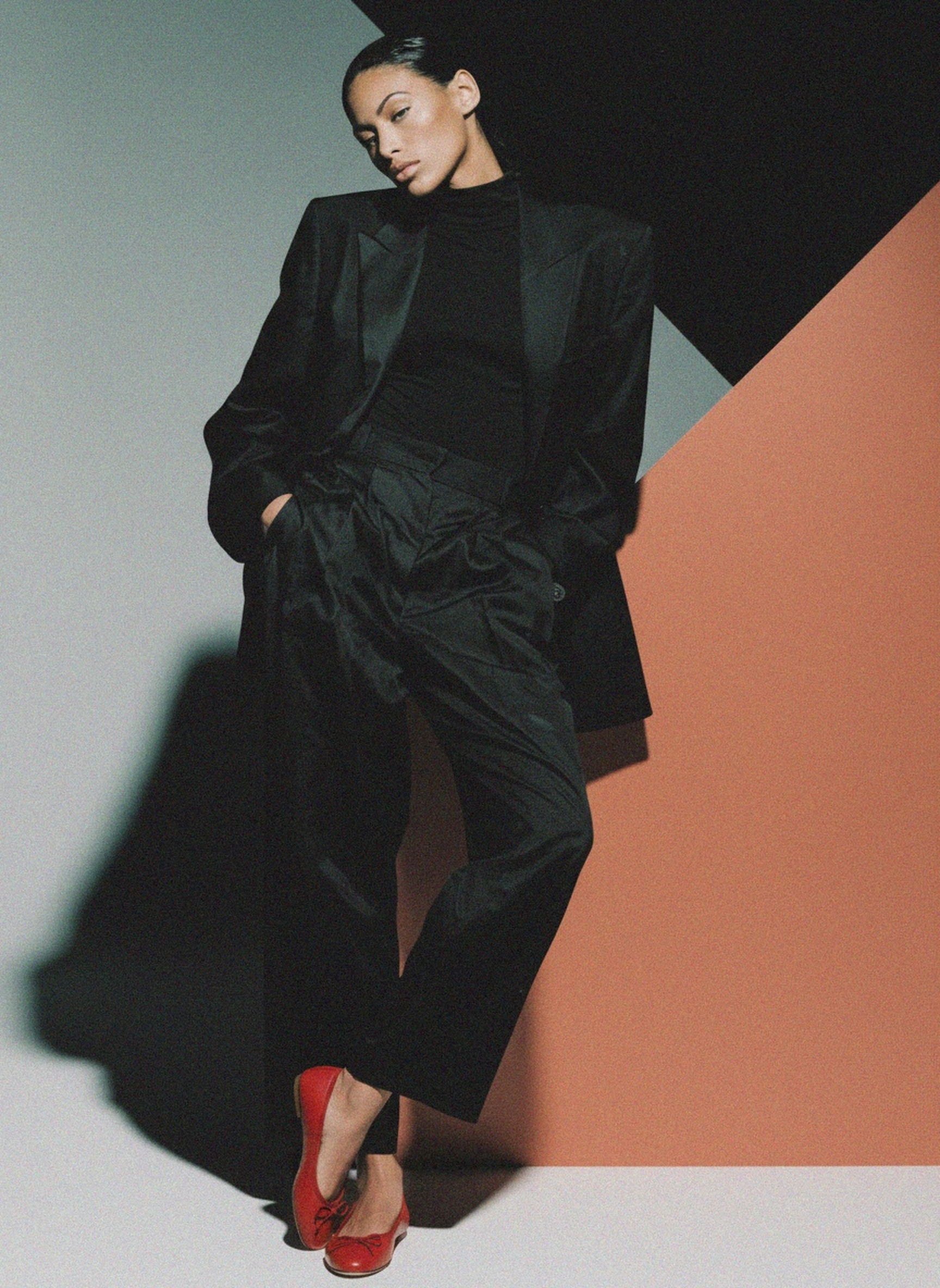 Classic Red Ballet Flats with Bow Detail photo 2