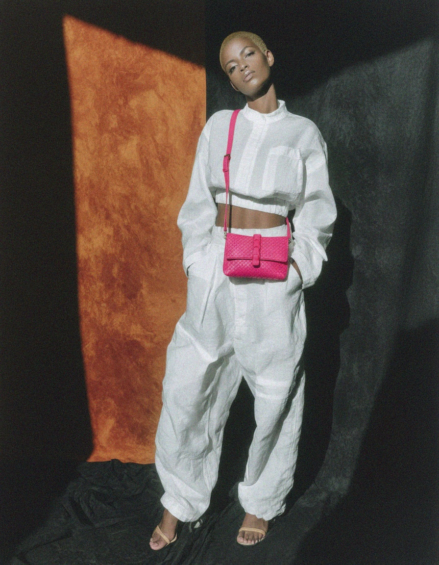 Vibrant Pink Woven Crossbody Bag photo 3