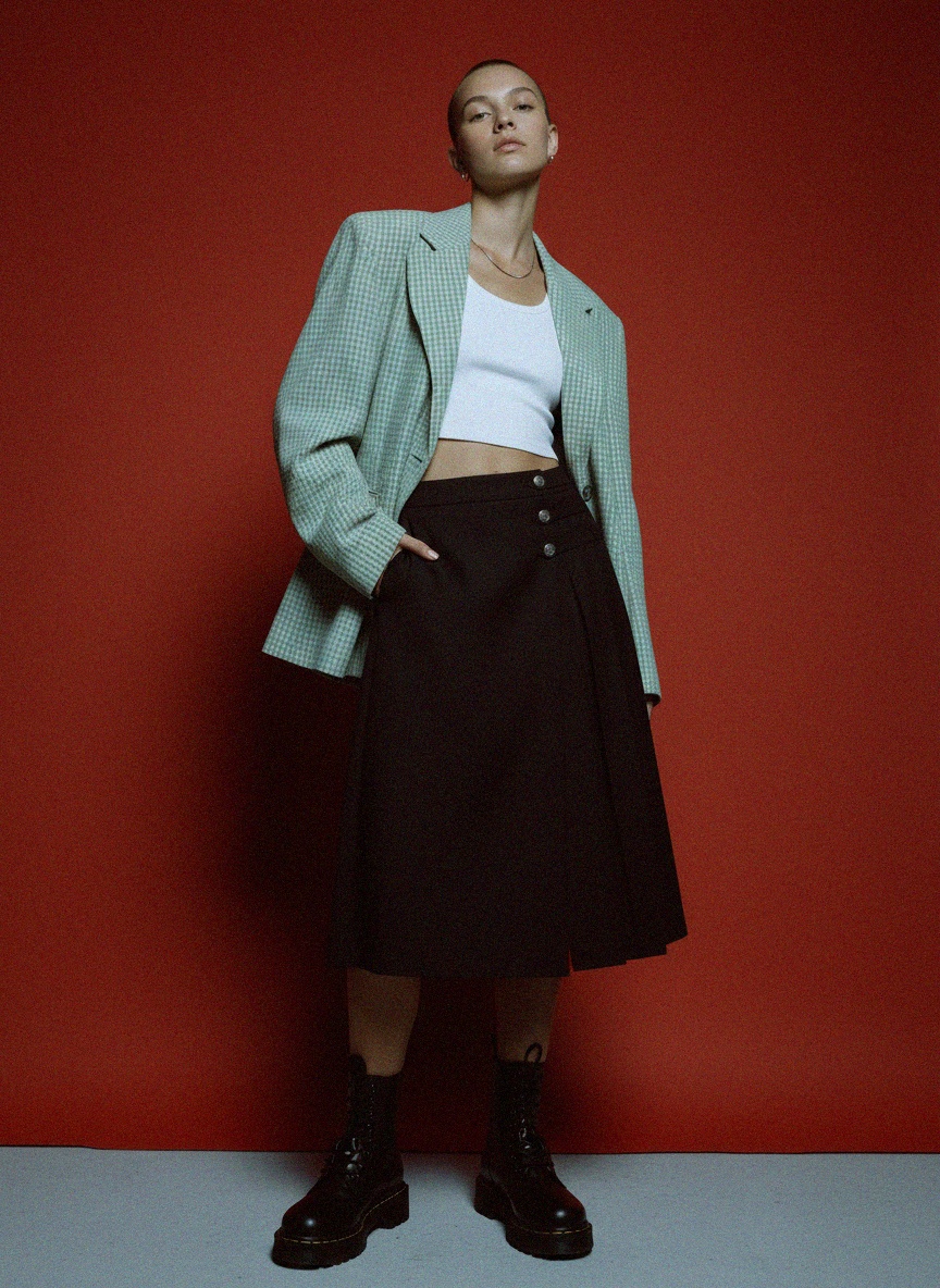 Black Pleated Midi Skirt with Decorative Buttons photo 3