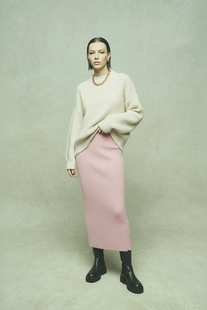 Ribbed Knit Maxi Skirt in Soft Pink