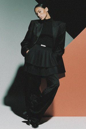 BIZUU Black Pleated Tiered Mini Skirt