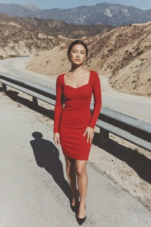 Red Ribbed Long-Sleeve Sweetheart Neckline Dress