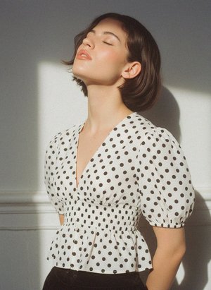 Chic Polka Dot V-Neck Peplum Blouse