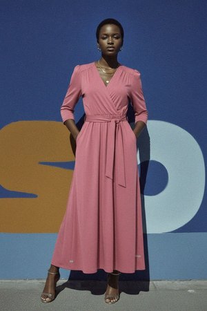 Elegant Pink Tie-Waist Maxi Dress with Pockets