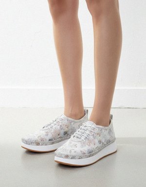 White Floral Print Platform Lace-up Sneakers