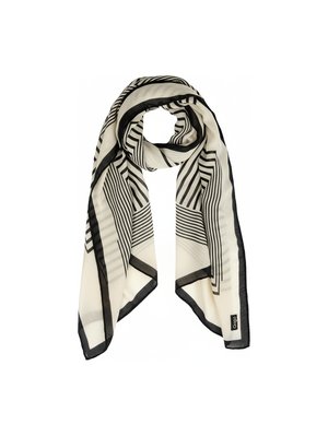 Oversize Black and White Geometric Scarf