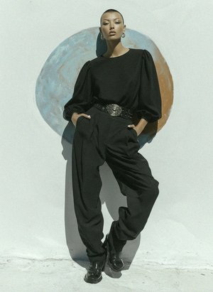 Stylish Black Blouse with Puffed Sleeves