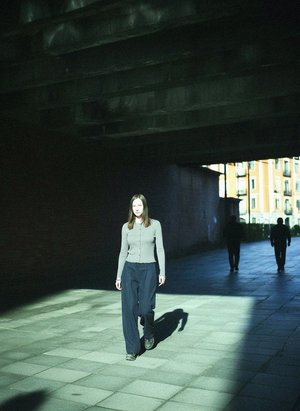 Chic Ribbed Button-Front Knit Cardigan in Grey