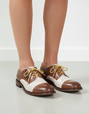 Two-Tone Distressed Leather Lace-Up Shoes