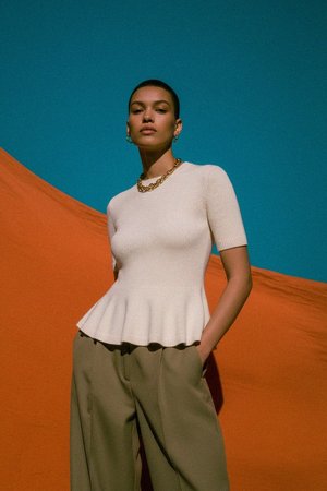 Ribbed Short Sleeve Knit Top